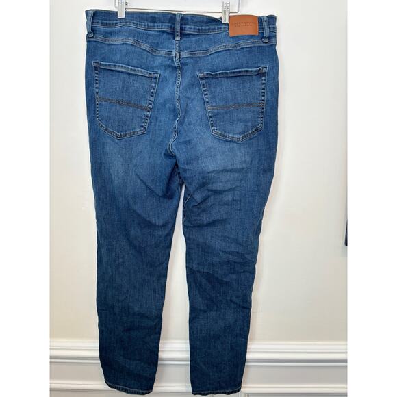 Lucky Brand Blue Jeans Men's 38 x 32 - 412 Athletic Slim Zipper Fly Denim - Picture 3 of 7